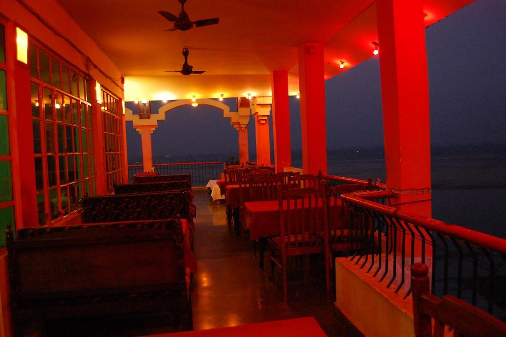 Puja Guest House พาราณสี ภายนอก รูปภาพ