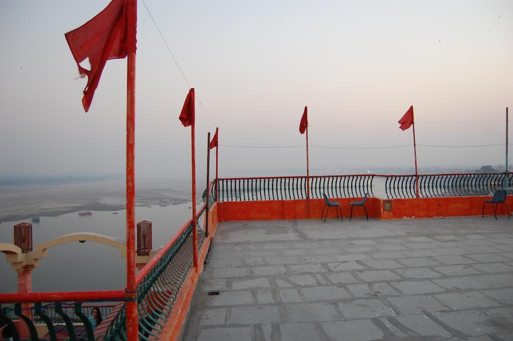 Puja Guest House พาราณสี ภายนอก รูปภาพ