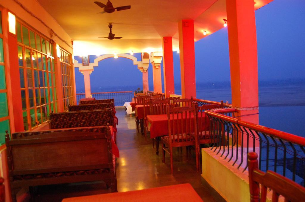 Puja Guest House พาราณสี ภายนอก รูปภาพ