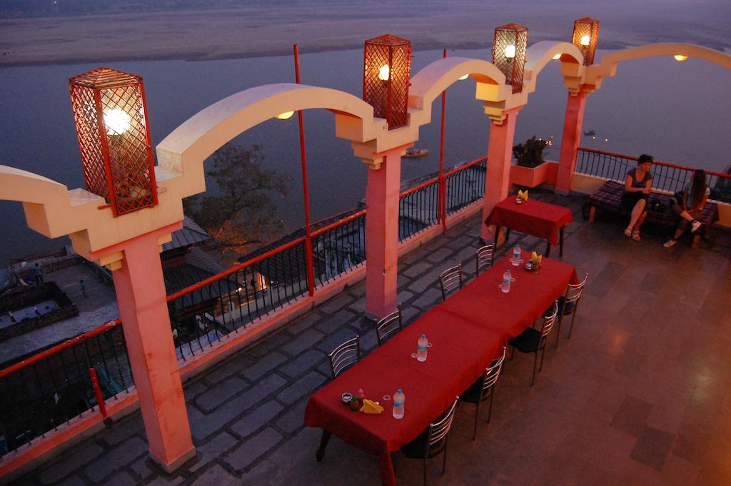 Puja Guest House พาราณสี ภายนอก รูปภาพ