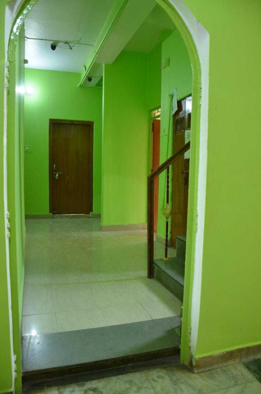 Puja Guest House พาราณสี ภายนอก รูปภาพ